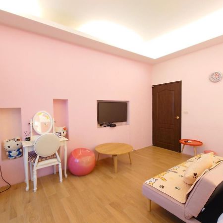 Cat Mia Hostel Хуалянь Екстер'єр фото